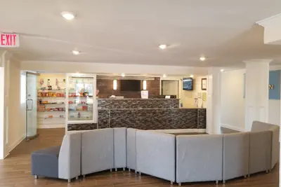 Photo 3 - Horizon Inn & Suites