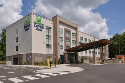 Photo 2 - Holiday Inn Express & Suites Charlotte - Ballantyne by IHG