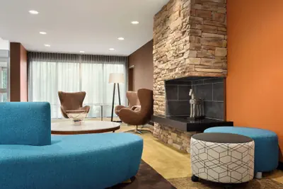 Photo 4 - Fairfield Inn & Suites by Marriott Charlottesville Downtown/University Area