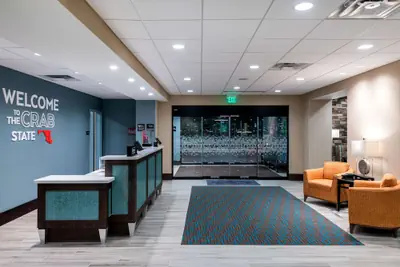 Photo 4 - Hampton Inn Baltimore Bayview Campus