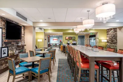 Photo 3 - Hampton Inn Baltimore Bayview Campus