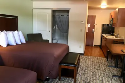 Photo 3 - Aspen Suites Hotel Homer