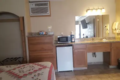 Photo 5 - Bristlecone Motel