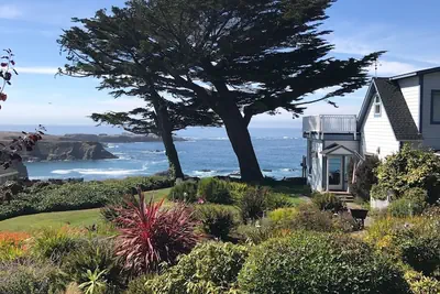 Photo 2 - Agate Cove Inn