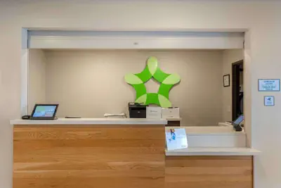Photo 3 - Extended Stay America Select Suites - Charlotte - Northlake