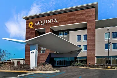 Photo 2 - La Quinta Inn & Suites by Wyndham Tuscaloosa University