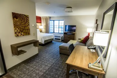 Photo 4 - Staybridge Suites Anchorage by IHG