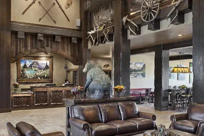 Photo 4 - Glacier International Lodge