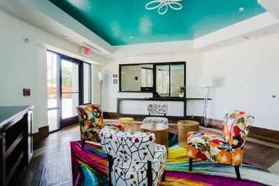 Photo 3 - Palacio Royale Inn Boutique Katy