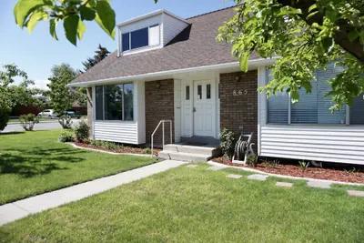 Photo 2 - Large Room near UVU & BYU