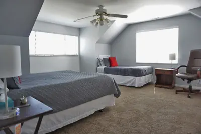 Photo 3 - Large Room near UVU & BYU