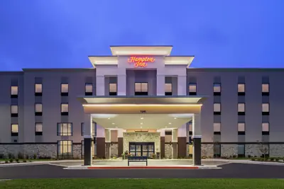 Photo 2 - Hampton Inn Sikeston