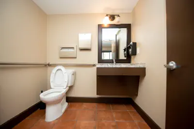 Photo 3 - Casa Bella Inn - Huntington Park