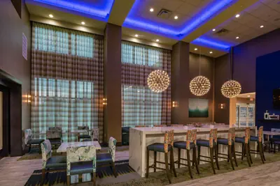 Photo 4 - Hampton Inn & Suites Dallas/Plano Central