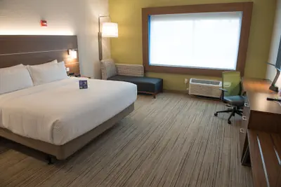 Photo 3 - Holiday Inn Express & Suites Merrillville by IHG