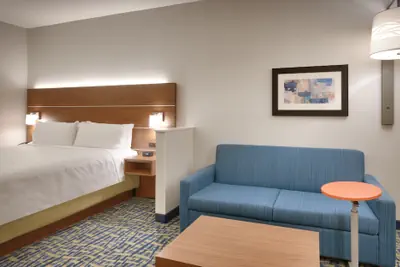 Photo 3 - Holiday Inn Express & Suites Gainesville I-75 by IHG
