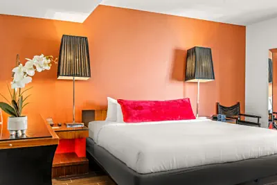 Photo 4 - The Fairwind Hotel