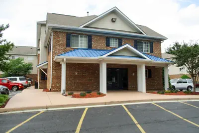 Photo 2 - Studio 6 Extended Stay - Richmond, VA - I-64 West