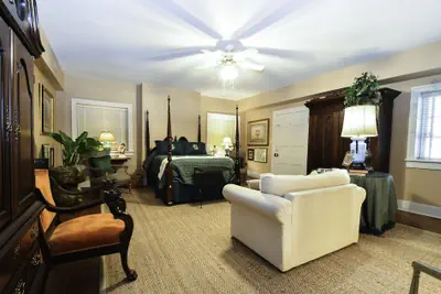 Photo 5 - Choctaw Hall Bed and Breakfast