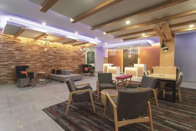 Photo 4 - La Quinta Inn & Suites by Wyndham South Jordan