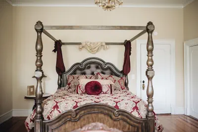 Photo 4 - 1912 Bed and Breakfast
