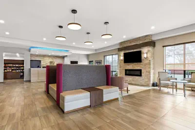 Photo 3 - Comfort Suites Columbia I-65