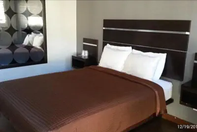 Photo 4 - El Grande Motel
