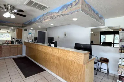 Photo 4 - Rodeway Inn Winnemucca