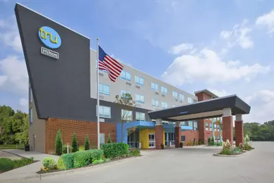 Photo 2 - Tru by Hilton Jackson, MI