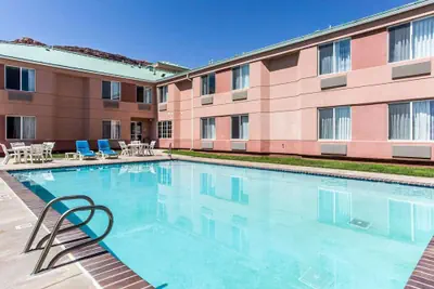 Photo 2 - Quality Inn Moab Slickrock Area