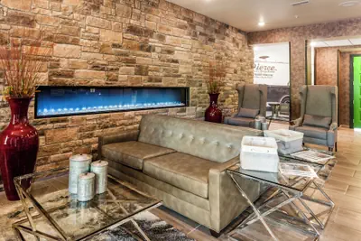 Photo 4 - Cobblestone Hotel & Suites - Appleton International Airport