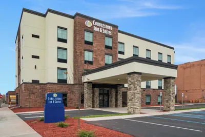 Photo 2 - Cobblestone Inn & Suites - Ashland