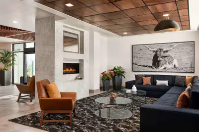 Photo 4 - La Quinta Inn & Suites by Wyndham San Luis Obispo Downtown