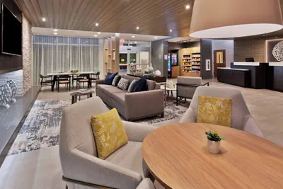 Photo 2 - Fairfield Inn & Suites by Marriott Birmingham Colonnade