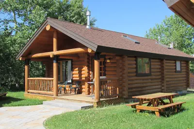 Photo 5 - Beartooth Hideaway Inn and Cabins