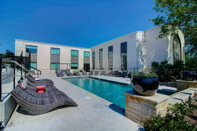 Photo 2 - Bishop Arts Hotel by Qresorts.