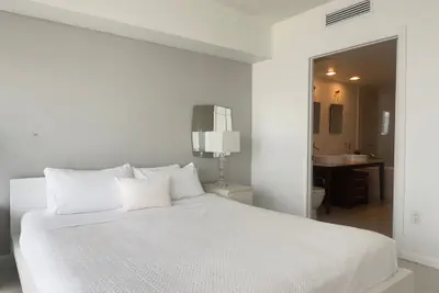 Photo 3 - Miami Vacation Rentals - Brickell