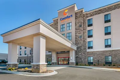 Photo 2 - Comfort Suites North Tupelo