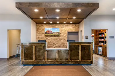 Photo 3 - Comfort Suites North Tupelo