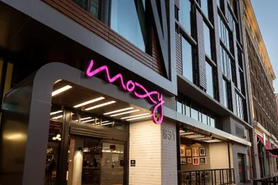 Photo 2 - Moxy San Diego Downtown/Gaslamp Quarter