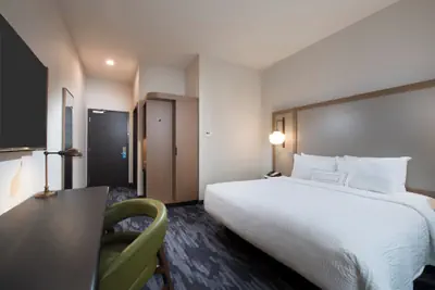 Photo 5 - Fairfield Inn & Suites Tyler South
