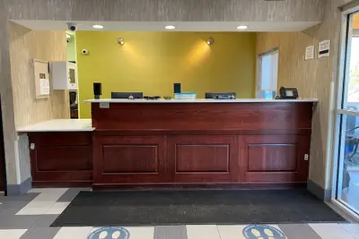 Photo 5 - Wingate by Wyndham Uniontown