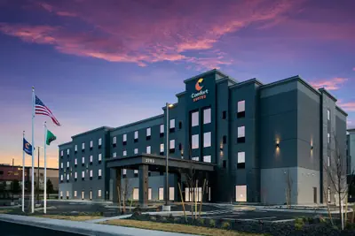 Photo 2 - Comfort Suites Kennewick at Southridge