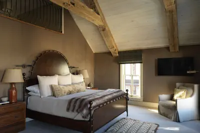 Photo 2 - Public House Lofts