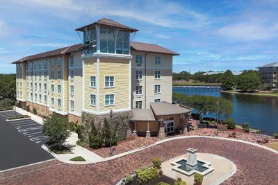 Photo 2 - Hotel Indigo Jacksonville-Deerwood Park by IHG