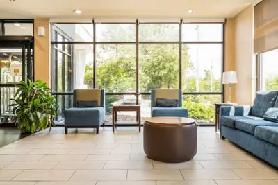 Photo 3 - Comfort Suites Columbia Northeast - Fort Jackson