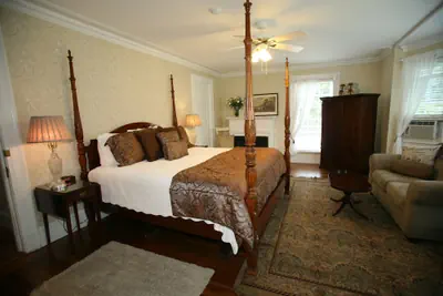Photo 5 - The Four Chimneys Inn