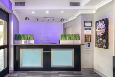 Photo 5 - Best Western Plus Avita Suites