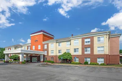 Photo 2 - Comfort Suites French Lick