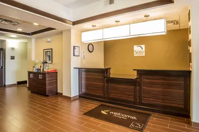 Photo 3 - Sleep Inn & Suites Douglas